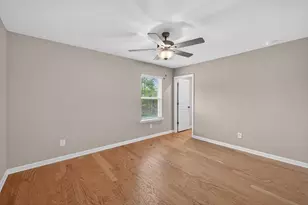 7277 Maple Brook Ln, Flowery Branch, GA 30542 - Photo 38