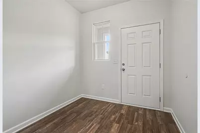 2332 McKenna Square Drive, Lithonia, GA 30058 - Photo 8