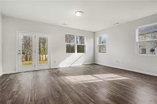 2332 McKenna Square Dr, Lithonia, GA 30058 - Photo 10