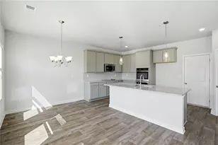 1575 Sungrown Wy, McDonough, GA 30253 - Photo 4