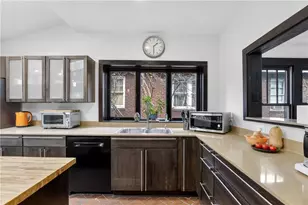 574 Orme Cir NE, Atlanta, GA 30306 - Photo 18