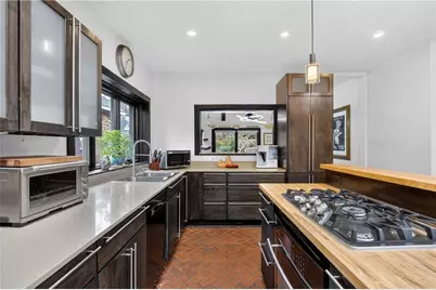 574 Orme Circle NE, Atlanta, GA 30306 - Photo 16