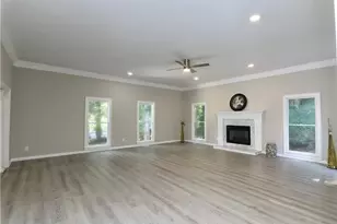 741 Maggie Ct, Kennesaw, GA 30144 - Photo 8