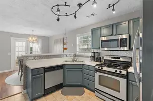 1061 Daventry Crossing, Woodstock, GA 30188 - Photo 8