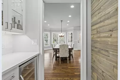 4899 Springfield Drive, Dunwoody, GA 30338 - Photo 10