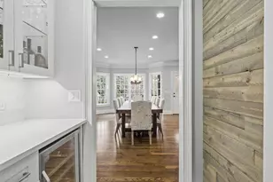 4899 Springfield Dr, Dunwoody, GA 30338 - Photo 10