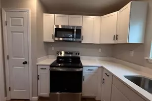 1055 Pinecrest Dr, Forest Park, GA 30297 - Photo 28