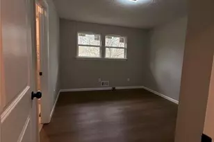 1055 Pinecrest Dr, Forest Park, GA 30297 - Photo 60