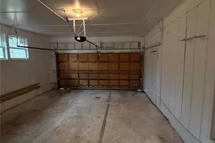 1055 Pinecrest Dr, Forest Park, GA 30297 - Photo 34