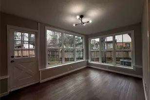 1055 Pinecrest Dr, Forest Park, GA 30297 - Photo 20