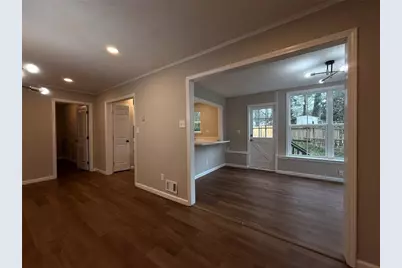 1055 Pinecrest Drive, Forest Park, GA 30297 - Photo 18