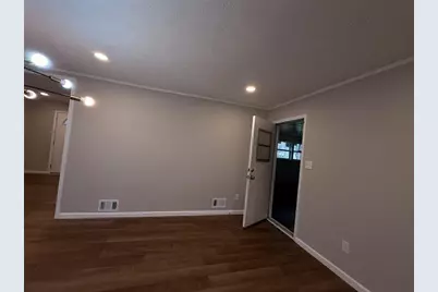 1055 Pinecrest Drive, Forest Park, GA 30297 - Photo 32