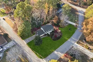 4894 Macbain Ln, Dunwoody, GA 30360 - Photo 6