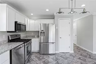 1250 Springmont Ct, Lawrenceville, GA 30043 - Photo 8