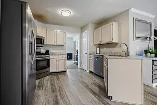 608 Adam Cir, Woodstock, GA 30188 - Photo 10