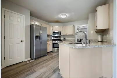 608 Adam Circle, Woodstock, GA 30188 - Photo 8