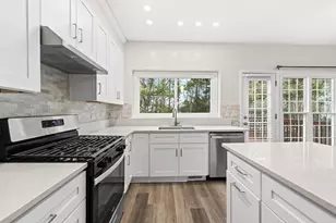 3895 Lake Lanier Dr, Duluth, GA 30097 - Photo 18