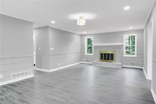 368 Nottingham Way SW, Marietta, GA 30064 - Photo 4