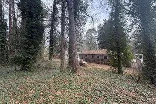 734 Alfred Rd, Atlanta, GA 30331 - Photo 8