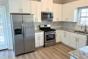 2961 Hawk Ct SE, Marietta, GA 30067 - Photo 2