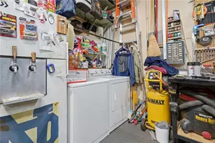 396 Walnut Dr, Woodstock, GA 30189 - Photo 32