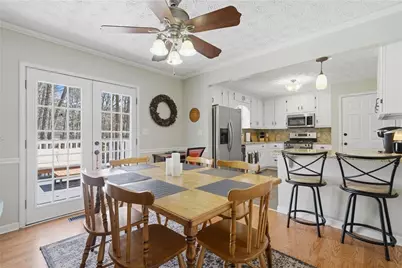 396 Walnut Drive, Woodstock, GA 30189 - Photo 12