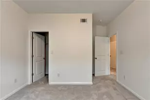 979 Parkside Wood Ct, Lawrenceville, GA 30043 - Photo 38