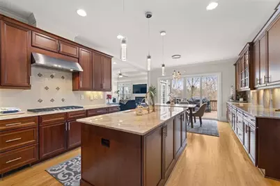 9310 Nesbit Lakes Drive, Alpharetta, GA 30022 - Photo 22