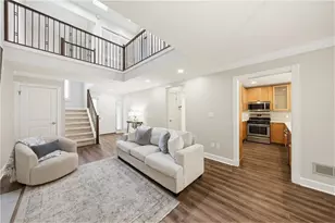 1210 Brookhaven Woods Ct NE, Atlanta, GA 30319 - Photo 2