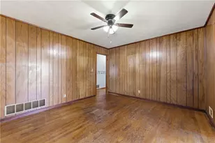 2567 Creston Way, Morrow, GA 30260 - Photo 10