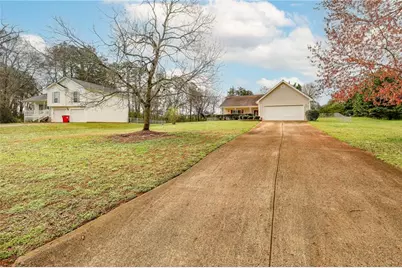 715 Summerfield Road, Winder, GA 30680 - Photo 2