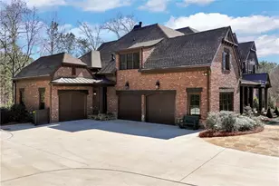 902 Little Darby Ln, Suwanee, GA 30024 - Photo 8