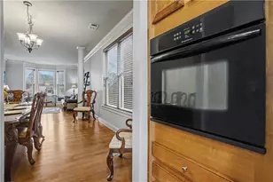 2040 Hatteras Way NW, Atlanta, GA 30318 - Photo 8