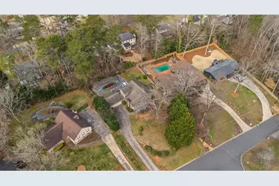 3892 Johnson Ferry Drive, Marietta, GA 30062 - Photo 6