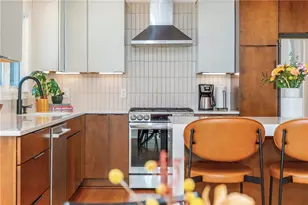 1304 Bernadette Ln NE, Atlanta, GA 30329 - Photo 14