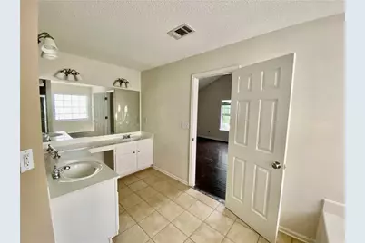 9020 Friarbridge Drive, Suwanee, GA 30024 - Photo 36
