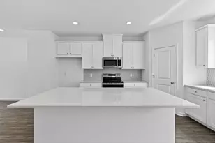 5739 Schelton Pl SE, Mableton, GA 30126 - Photo 2