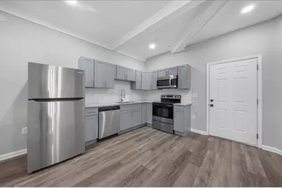 5399 Northland Drive NE #205, Sandy Springs, GA 30342 - Photo 2