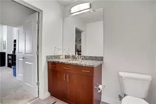 250 Pharr Rd NE, Atlanta, GA 30305 - Photo 22