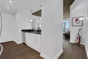 250 Pharr Rd NE, Atlanta, GA 30305 - Photo 2