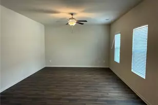 906 Independence Ave, Pendergrass, GA 30567 - Photo 6