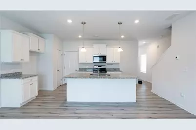 3675 Abbey Way, Gainesville, GA 30507 - Photo 2