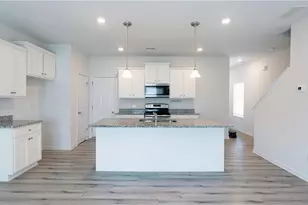 3675 Abbey Wy, Gainesville, GA 30507 - Photo 2