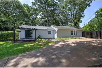 447 Floyd Street SE, Smyrna, GA 30082 - Photo 1