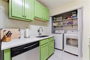 318 Smokerise Cir SE, Marietta, GA 30067 - Photo 12