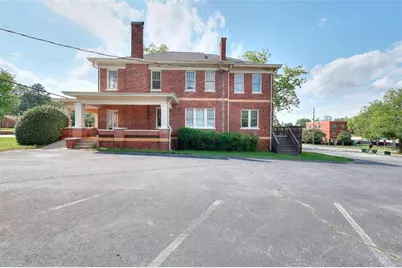 338 N Broad Street N, Monroe, GA 30655 - Photo 8