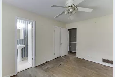 1245 S Shadygrove Court, Stone Mountain, GA 30083 - Photo 22