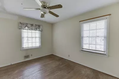 1245 S Shadygrove Court, Stone Mountain, GA 30083 - Photo 24