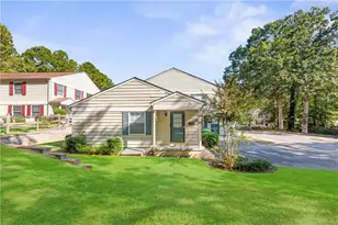 1382 Old Coach Rd SW, Marietta, GA 30008 - Photo 2