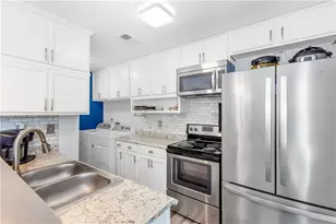 1382 Old Coach Rd SW, Marietta, GA 30008 - Photo 10